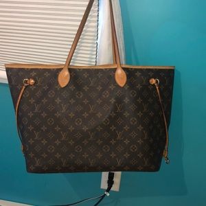 GM Louis Vuitton authentic date code FL4120